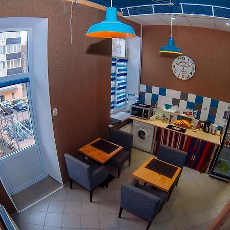 Papa'S Hostel Chernihiv Ngoại thất bức ảnh