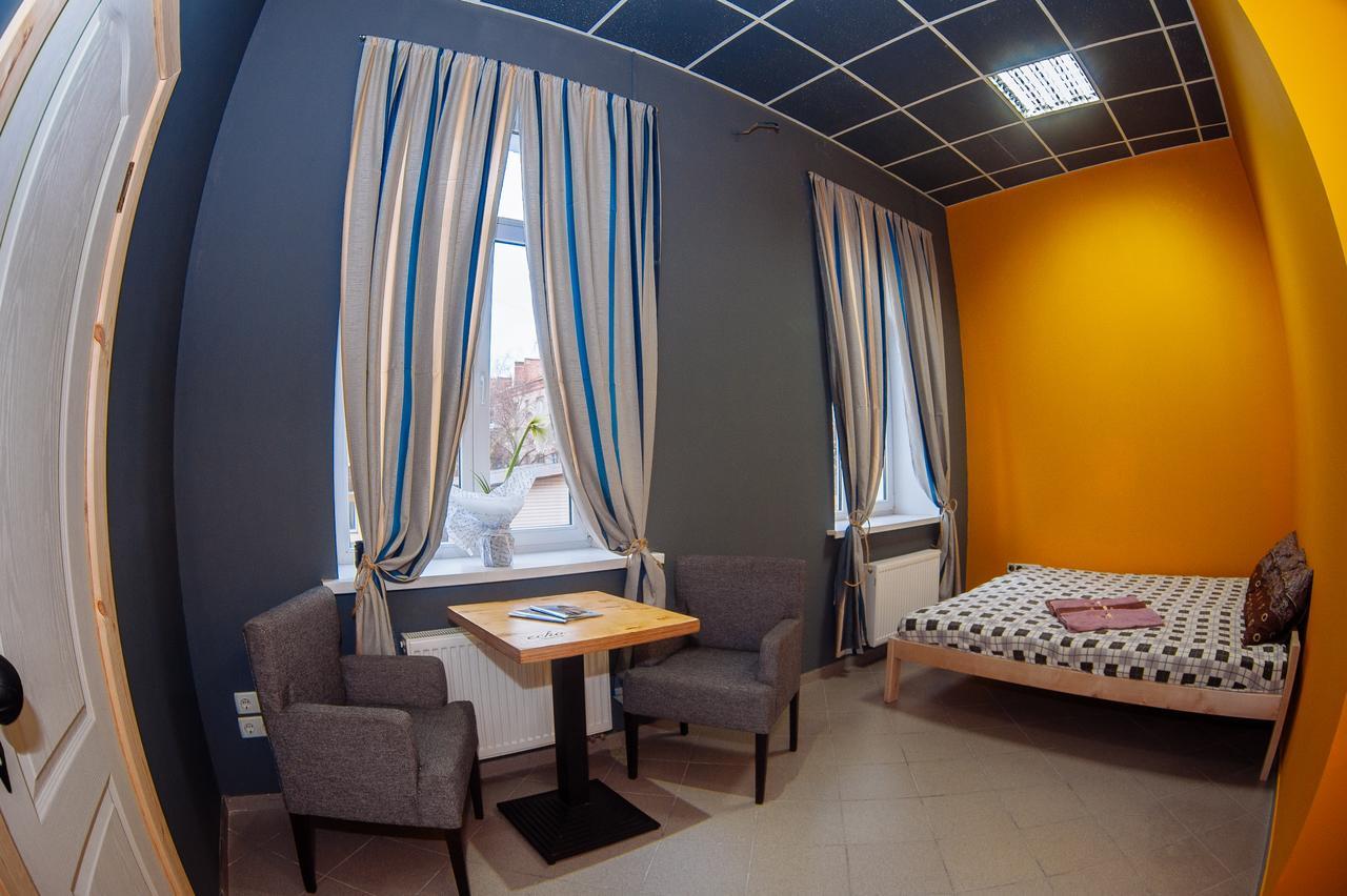 Papa'S Hostel Chernihiv Ngoại thất bức ảnh