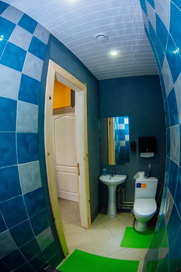 Papa'S Hostel Chernihiv Ngoại thất bức ảnh